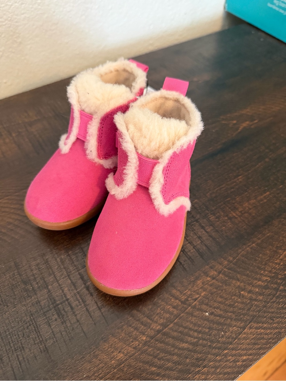 UGG Toddler Girls Pink Zip Booties - sz7